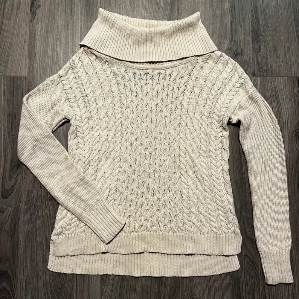 American Eagle Outfitters Cream Cable-Knit Sweater